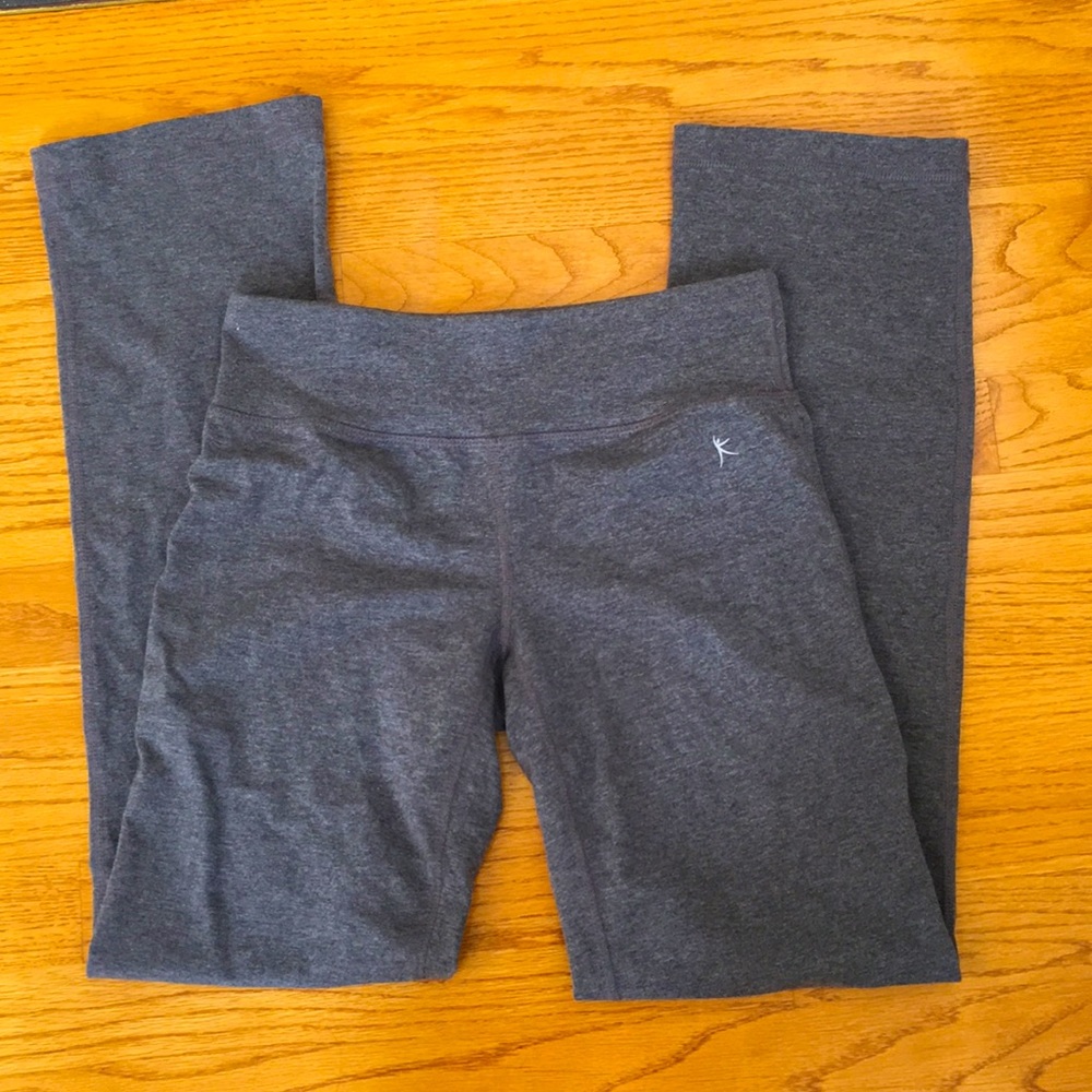 Juniors Semi-fitted Gray Sweatpants Gym pants Athletic Size XS (0P-2P)